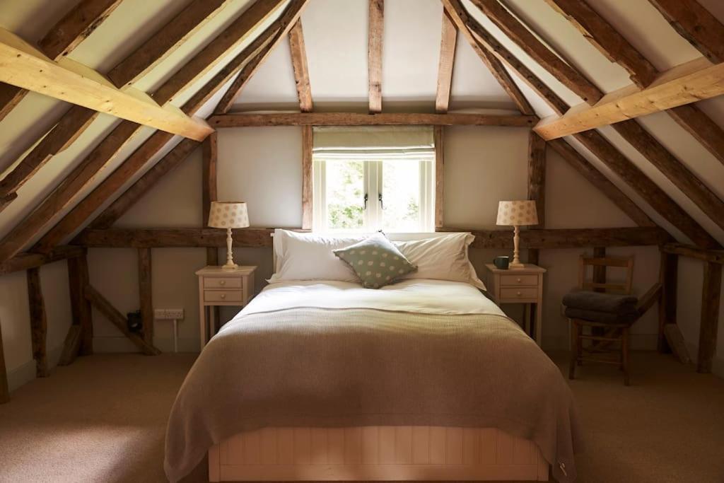 Вилла Stride'S Barn Whiteparish Экстерьер фото