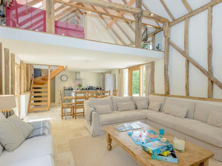 Вилла Stride'S Barn Whiteparish Экстерьер фото
